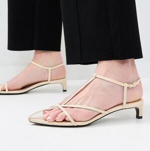 Jil Sander Cream Strappy Sandals